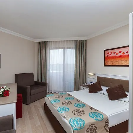 Primasol Hane Family 4* Side