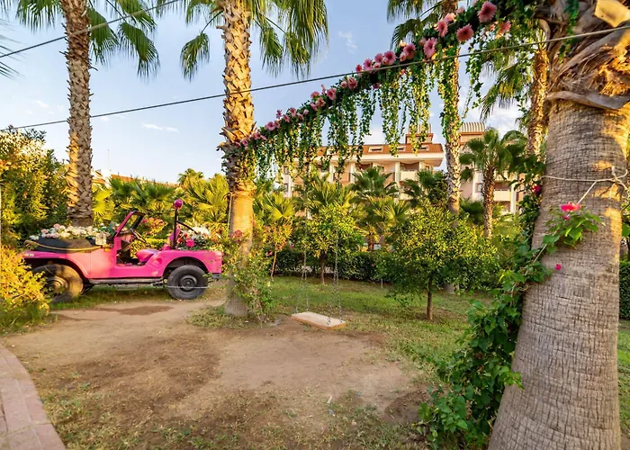 Hotel Primasol Hane Family Side