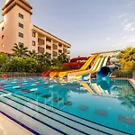 Primasol Hane Family Hotel